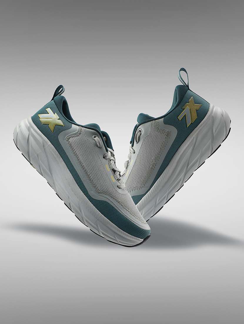 men grey lace up sport shoe