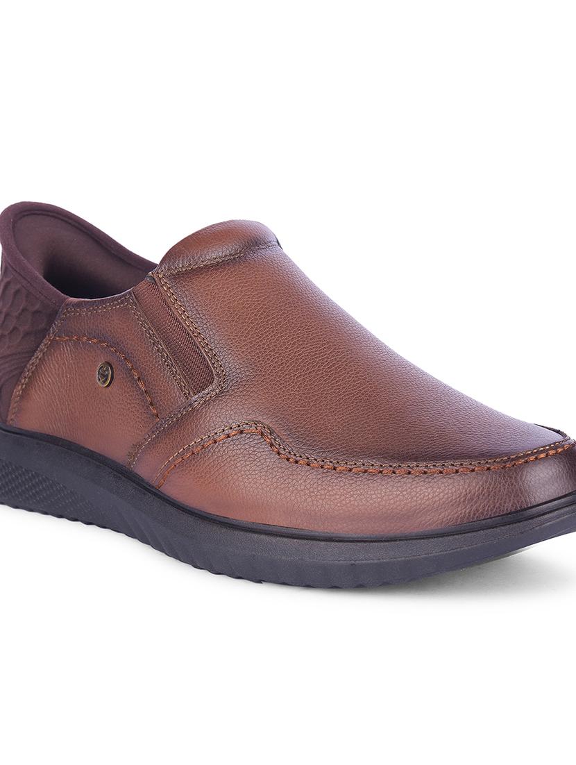 men solid slip on formal shoes - 22029244 - Standard Image - 2