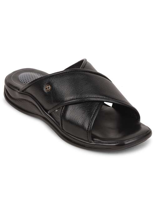 men solid slip on sandal - 22029258 - Standard Image - 0