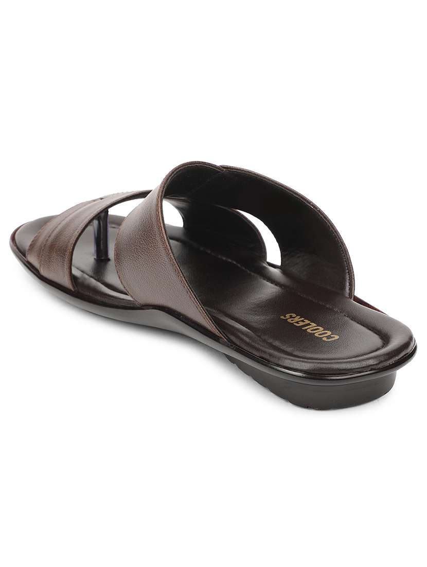 men solid toe separator sandal - 22029296 -  Standard Image - 2