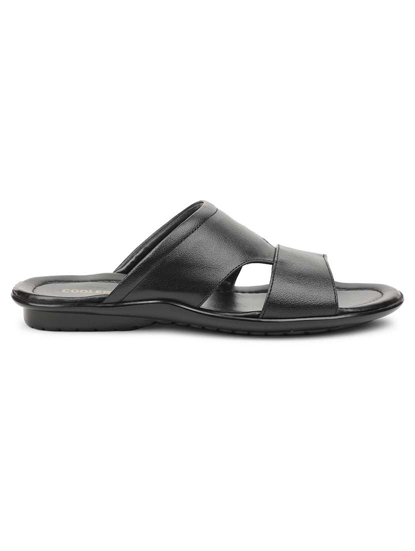 men solid toe separator sandal - 22029302 -  Standard Image - 2