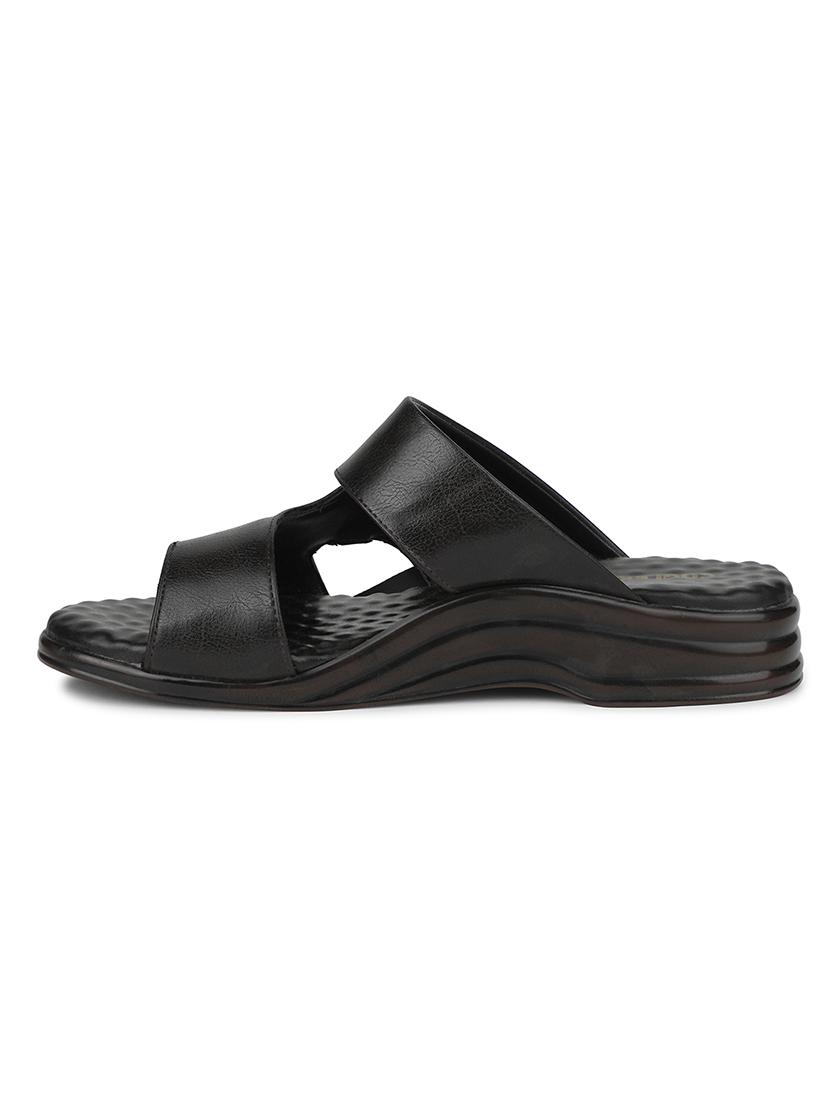 men solid toe separator sandal - 22029330 - Standard Image - 2