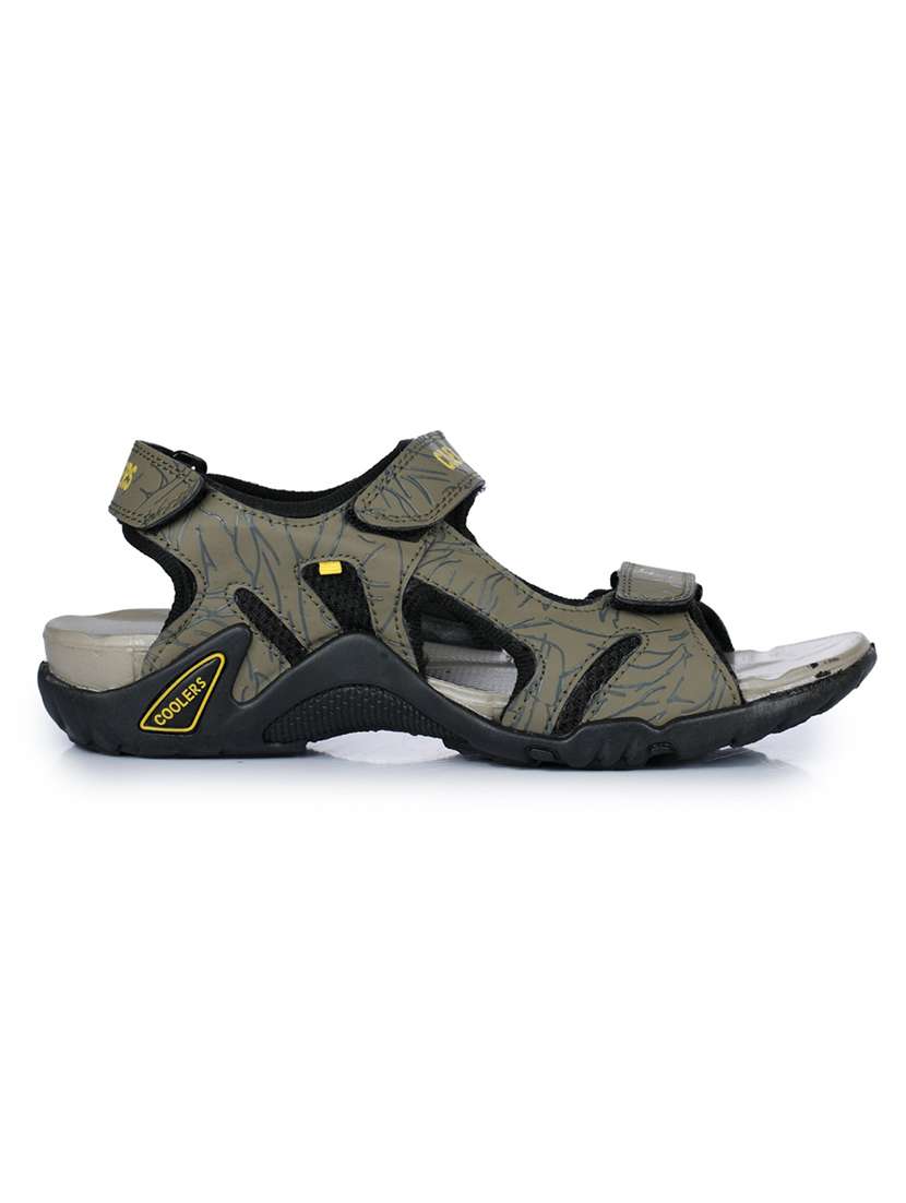 men solid back strap floater - 22029377 -  Standard Image - 2