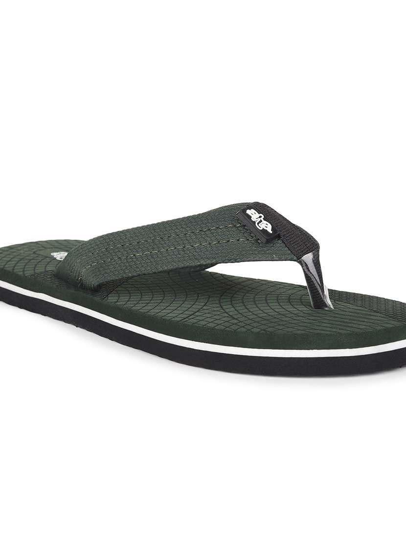 men solid toe separator slipper - 22029386 -  Standard Image - 2