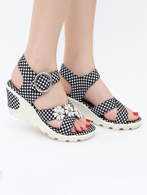 women checkered back strap wedges - 22029536 -  Standard Image - 0