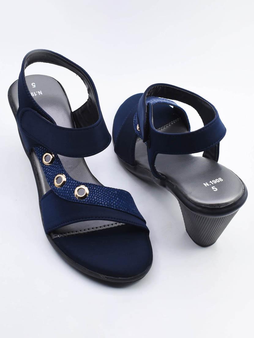 women solid back strap sandal - 22029564 - Standard Image - 2