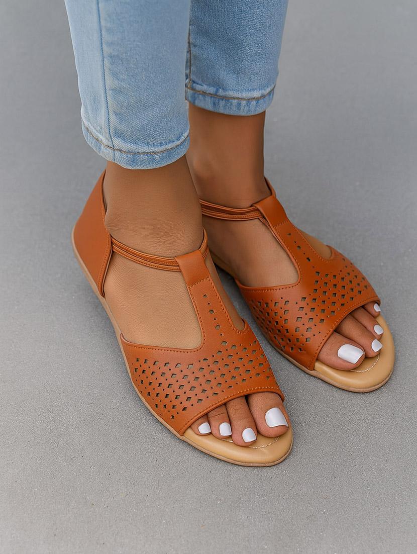 women solid back strap sandal - 22029569 - Zoom Image - 0