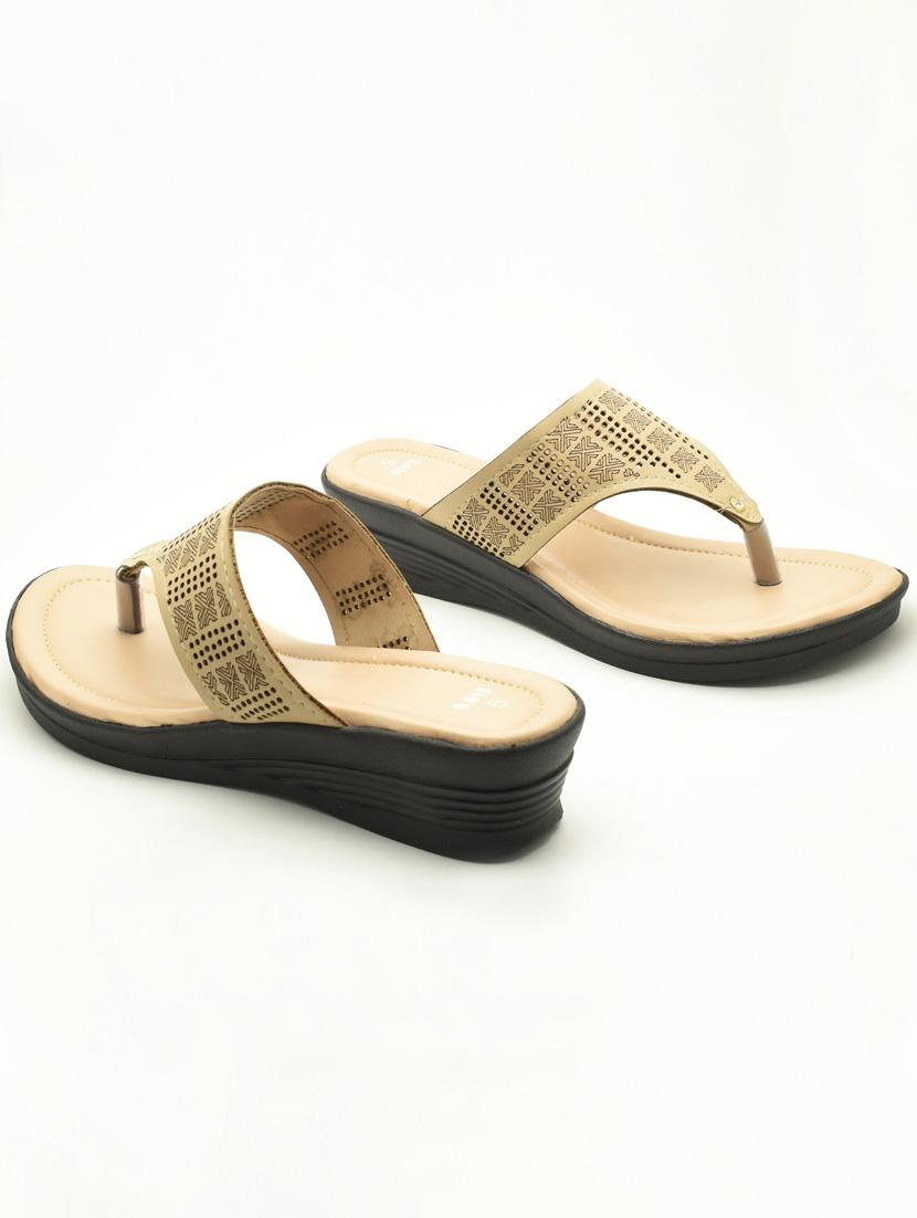 women solid slip on wedges - 22029626 - Standard Image - 2