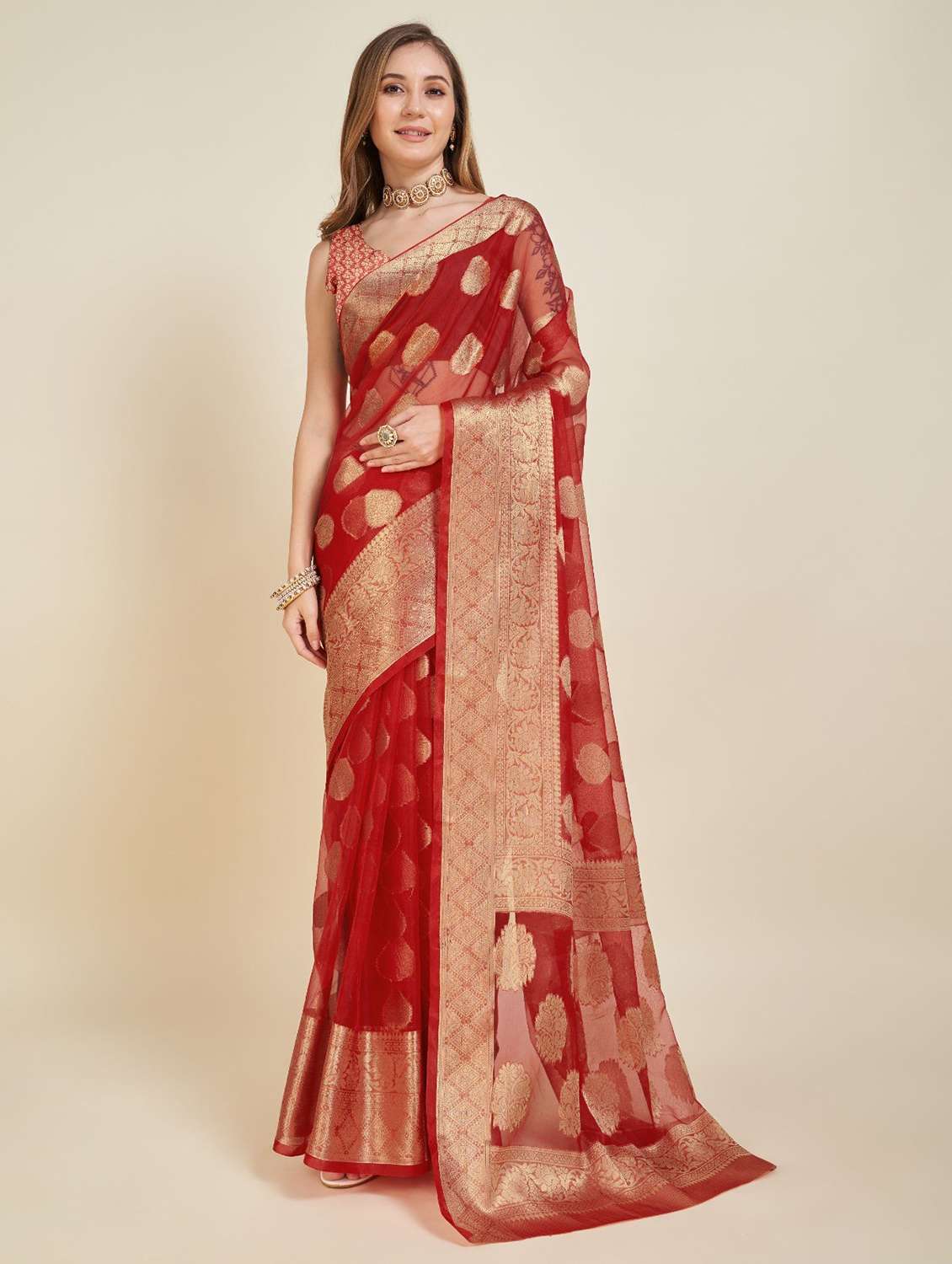 women self design banarasi saree with blouse