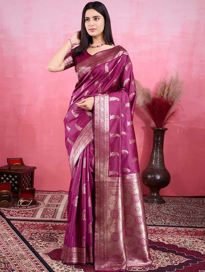 women self design banarasi saree with blouse