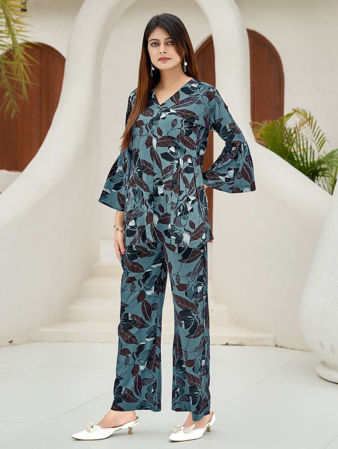 women printed top and palazzo co-ord set - 22030064 - Standard Image - 2