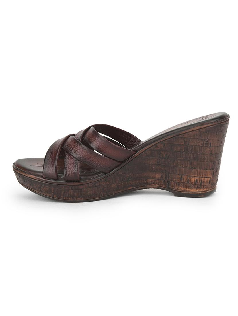 women solid slip on wedges - 22030144 - Standard Image - 2