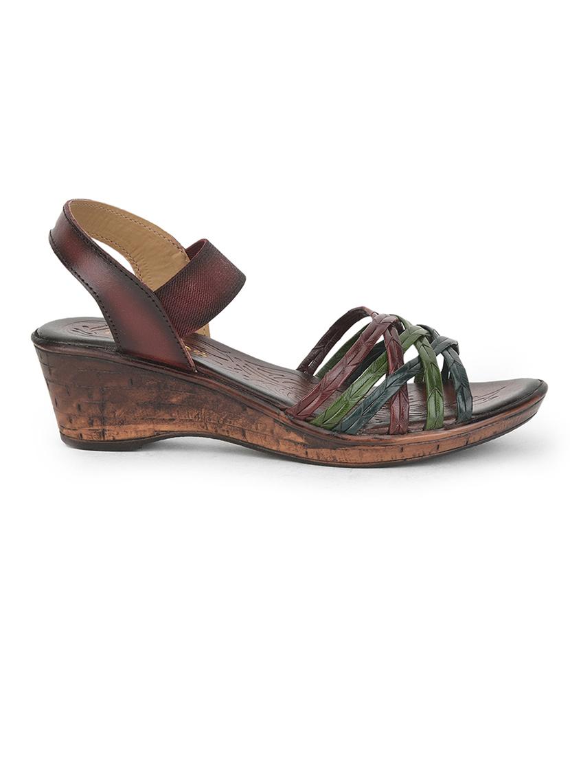 women solid back strap wedges - 22030145 - Standard Image - 2