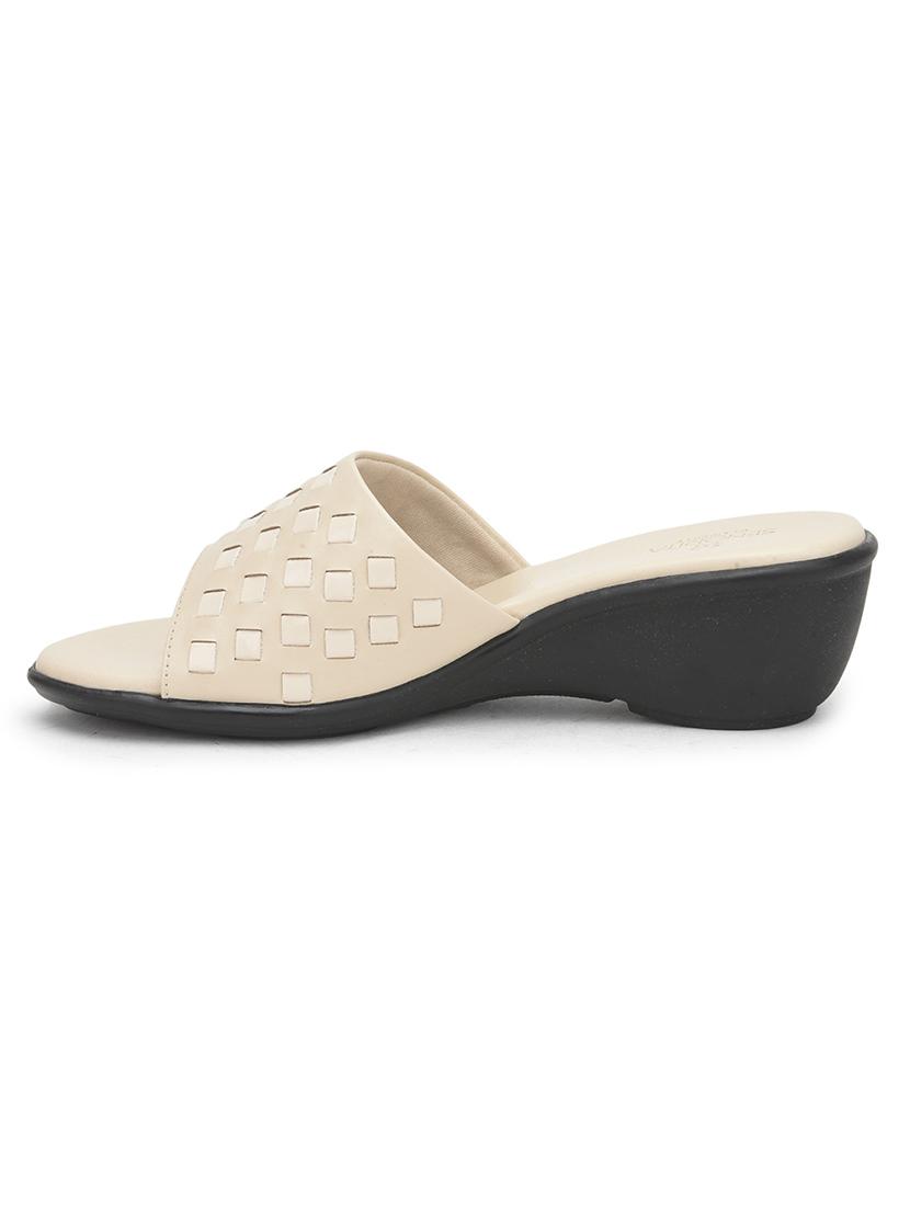 women cream solid slip on sandal - 22030156 - Standard Image - 2