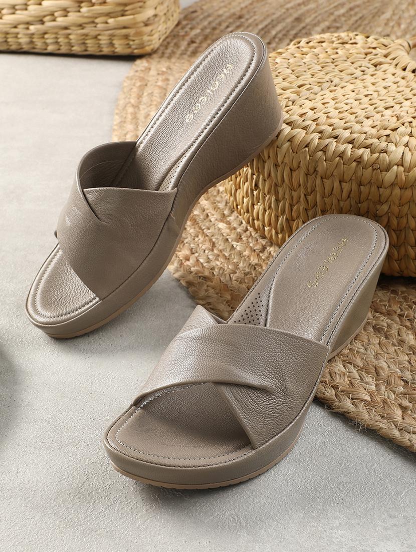 women solid slip on wedges - 22030168 -  Zoom Image - 0