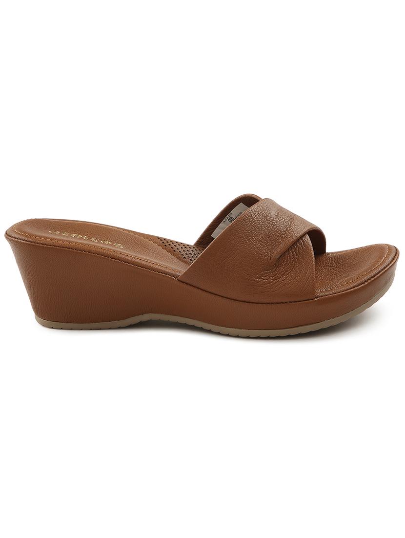 women solid slip on wedges - 22030169 - Standard Image - 2