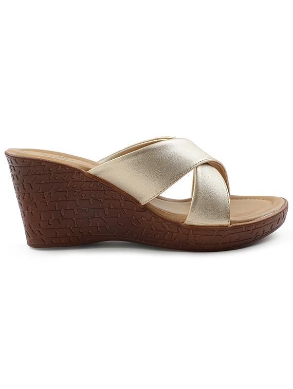 women solid slip on wedge - 22030171 - Standard Image - 2