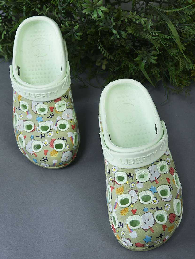 boys printed slip on clogs