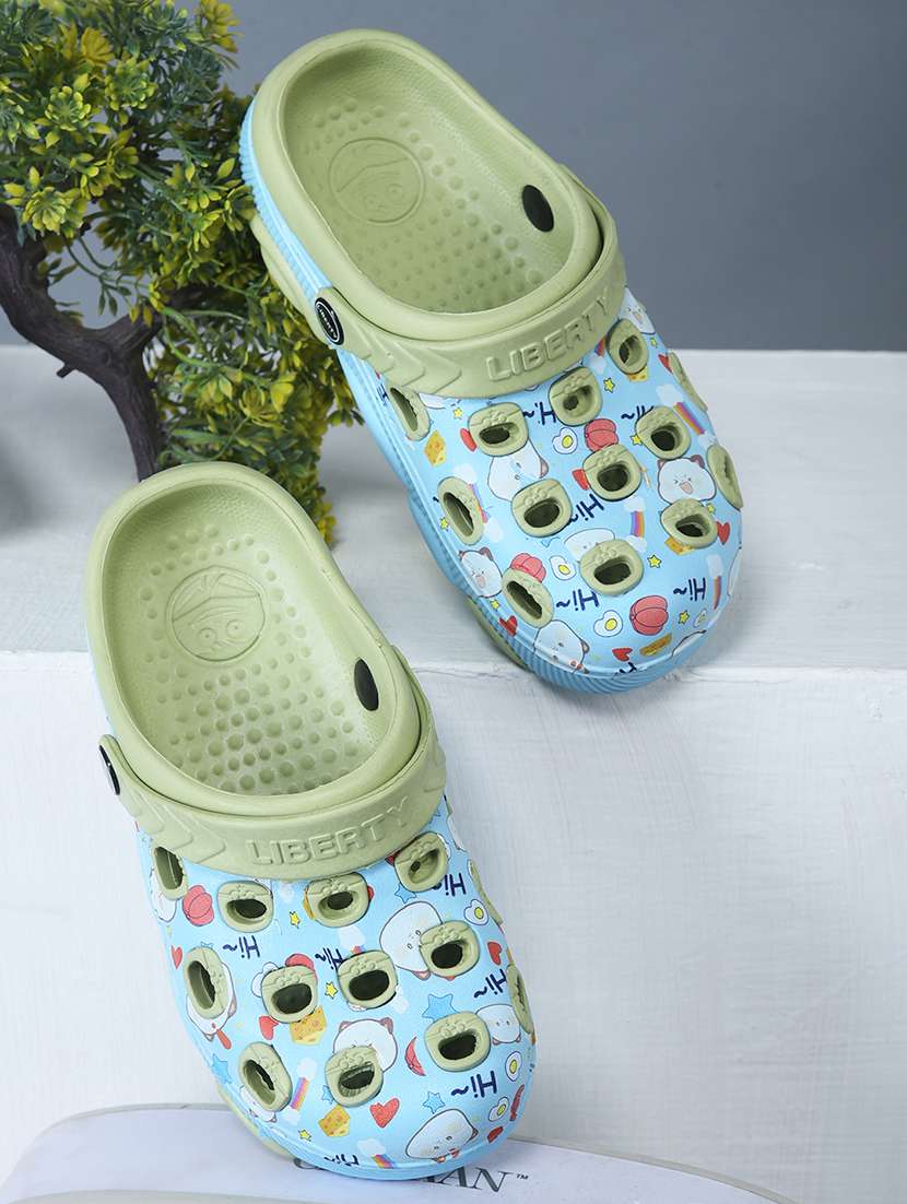 boys printed slip on clogs