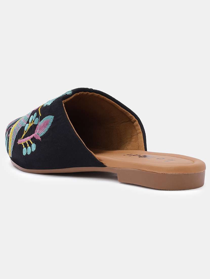 women embroidered slip on mojari - 22030783 - Standard Image - 2