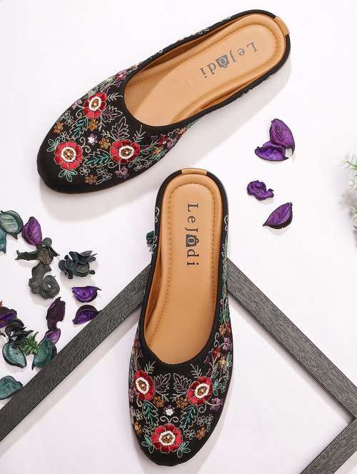 women embroidered slip on mojari - 22030787 - Standard Image - 0