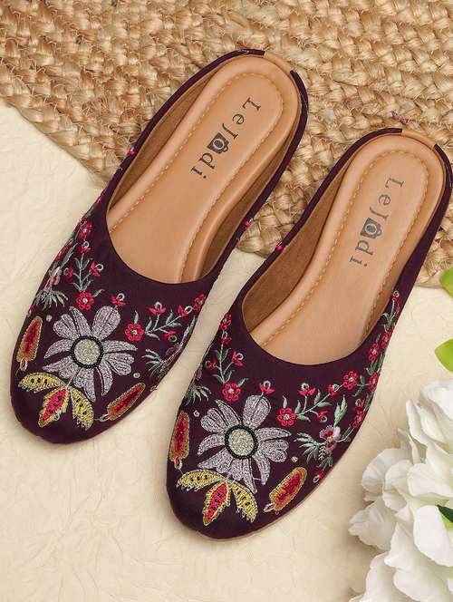 women embroidered slip on mojari - 22030797 - Standard Image - 0