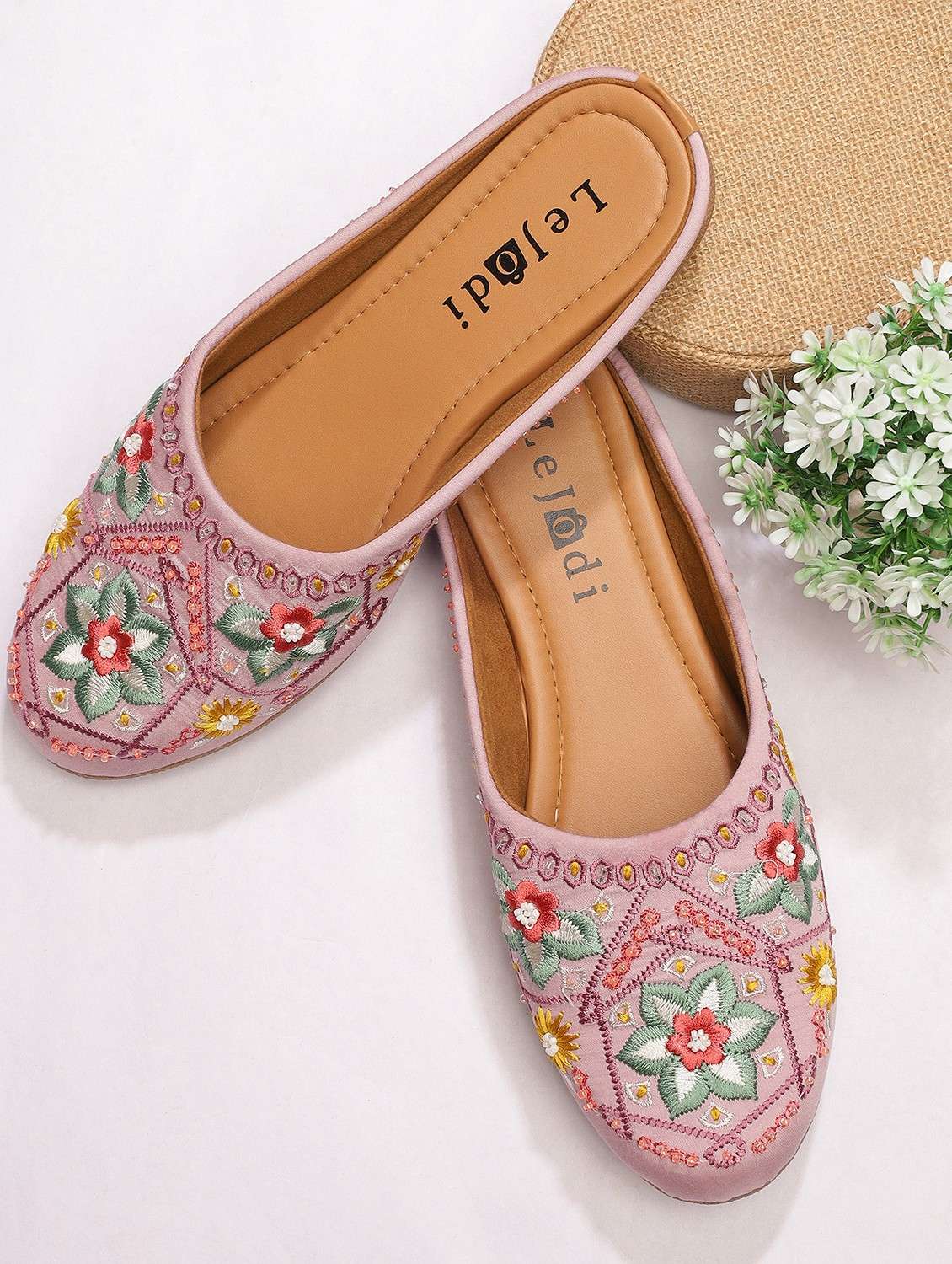 women embroidered slip on mojari - 22030800 -  Zoom Image - 0
