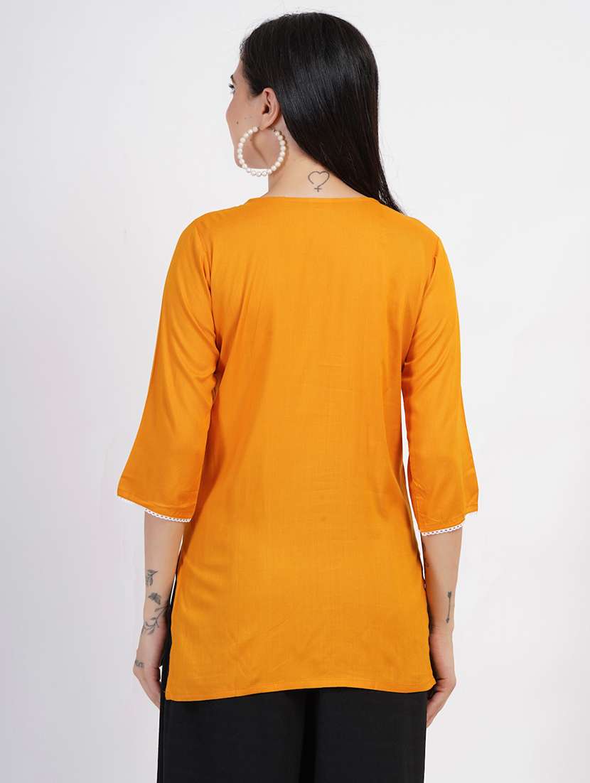 women chikankari three quarter sleeve straight kurti - 22030973 -  Standard Image - 2