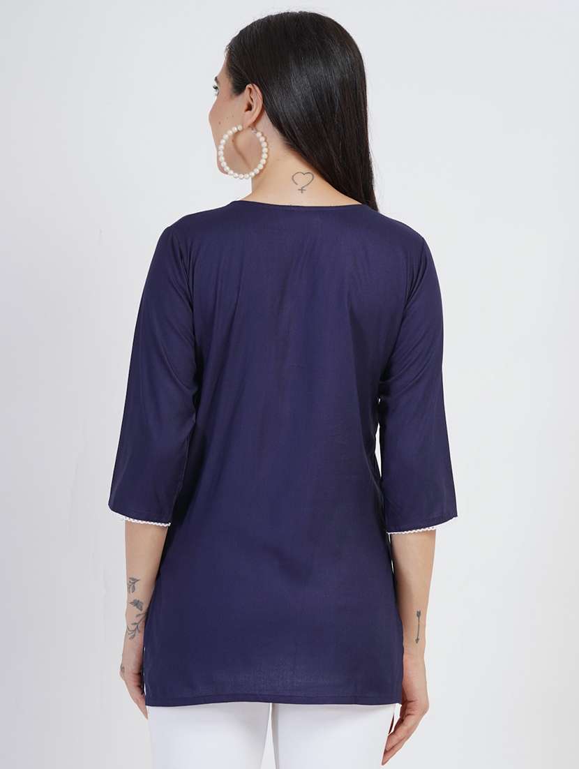 women chikankari three quarter sleeve straight kurti - 22030974 -  Standard Image - 2