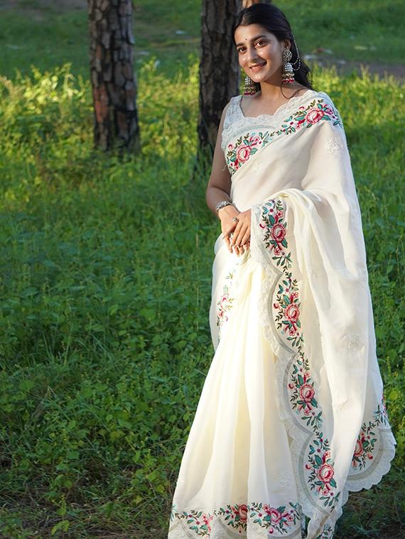 women solid with bordered saree with blouse - 22031004 - Standard Image - 2