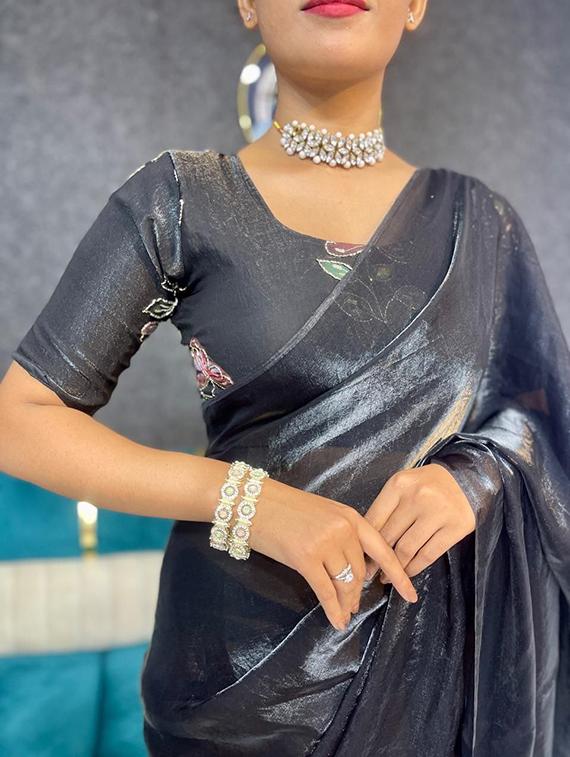 women solid plain saree with blouse - 22031051 - Standard Image - 2