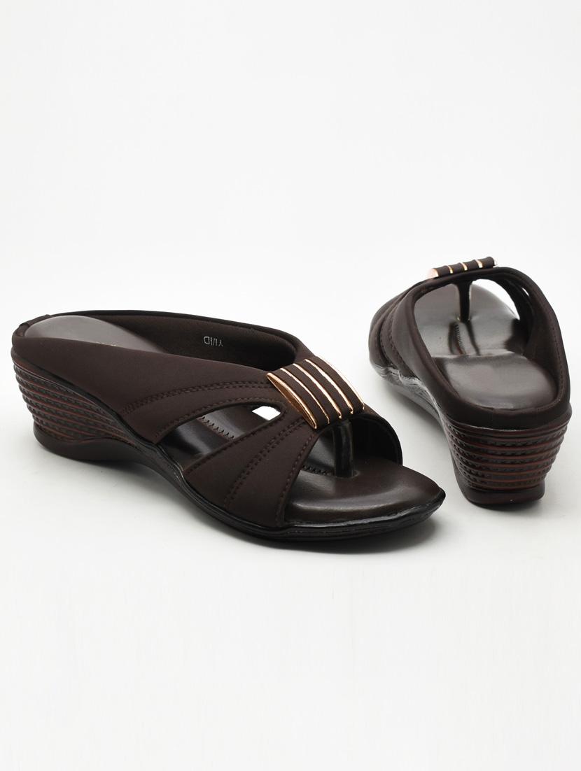 women solid slip on wedge - 22031063 - Standard Image - 2