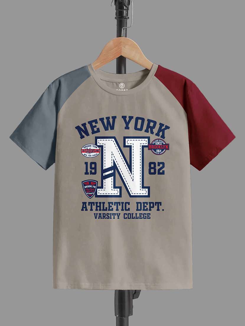 boys pack of 3 printed short sleeve t-shirt - 22031577 -  Standard Image - 2