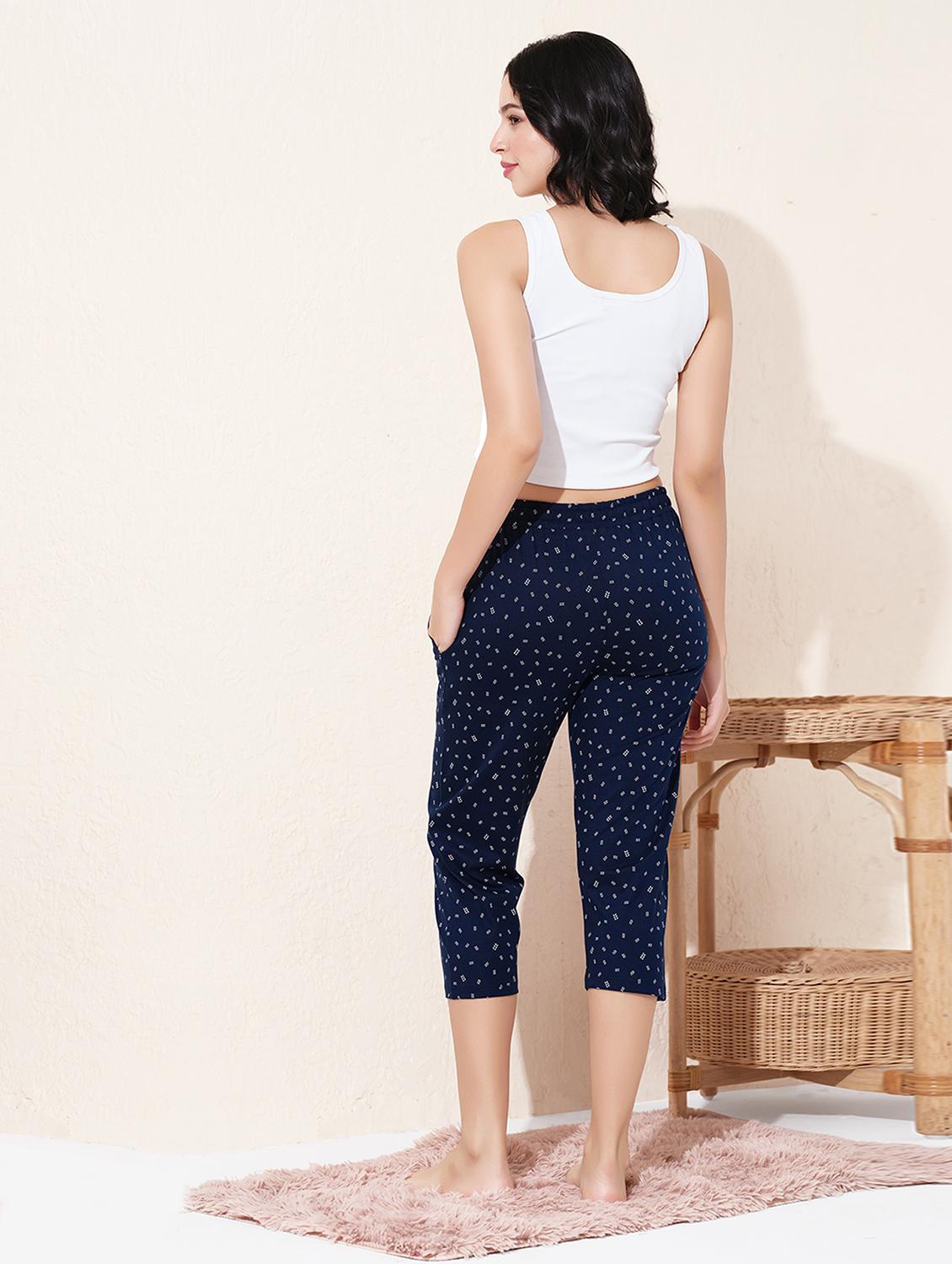 women printed mid rise regular fit capri - 22032198 - Standard Image - 2