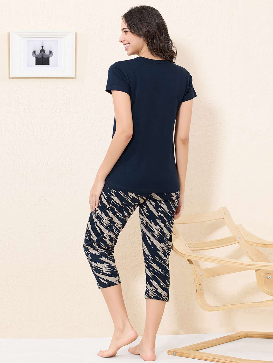 women printed nightwear capri set - 22032207 -  Standard Image - 2