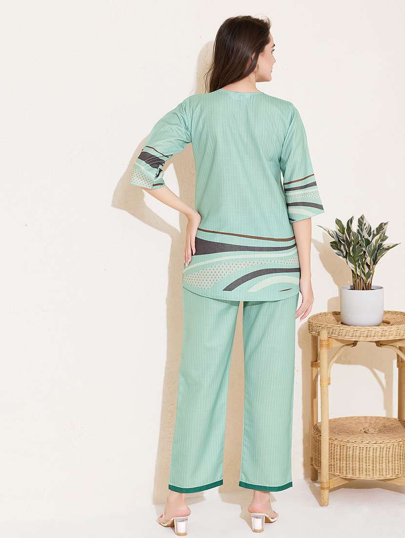 women printed top and trouser co-ord set - 22033400 - Standard Image - 2