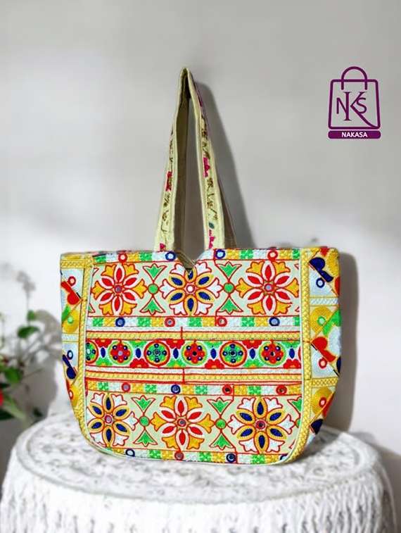 Women Floral Embroidered Tote Bag