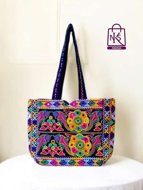 women embroidered tote bag - 22033644 -  Standard Image - 0