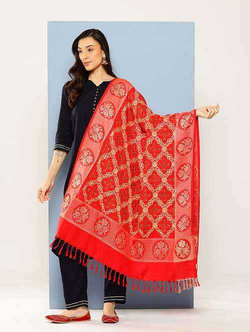 women self design reversible shawl - 22033724 -  Standard Image - 0
