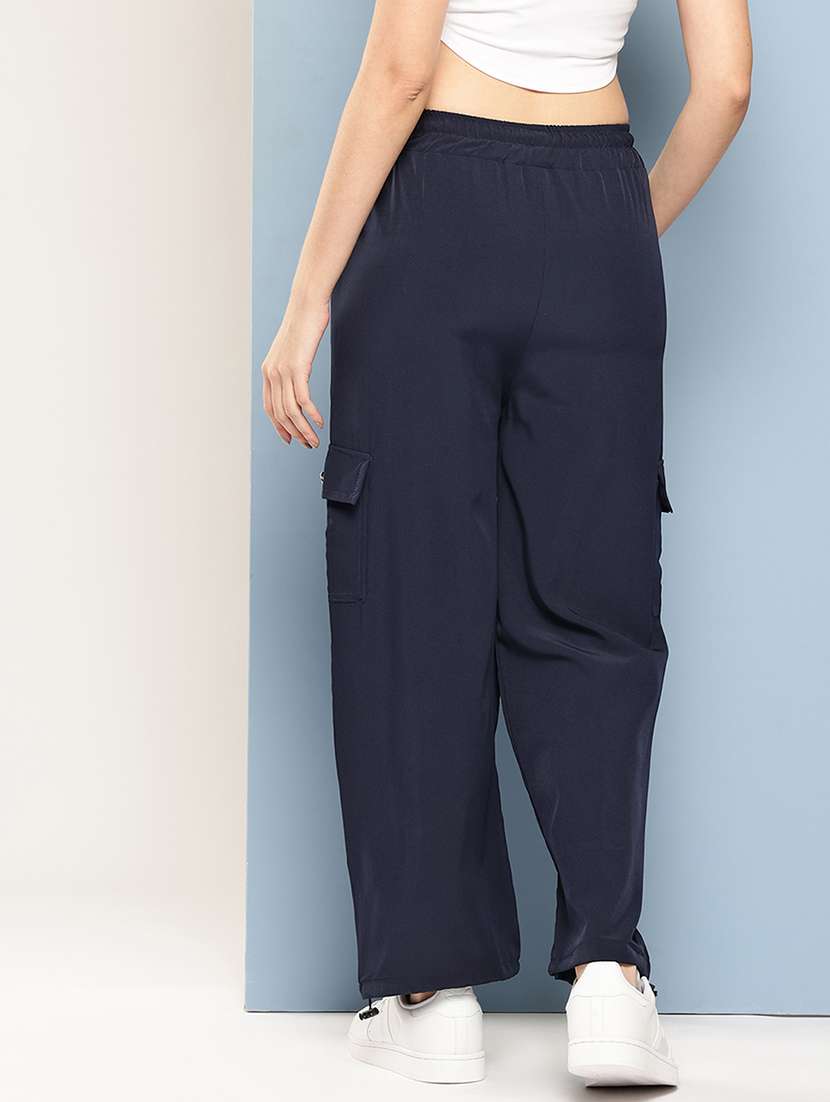 women solid mid rise relaxed fit cargo - 22033776 -  Standard Image - 2