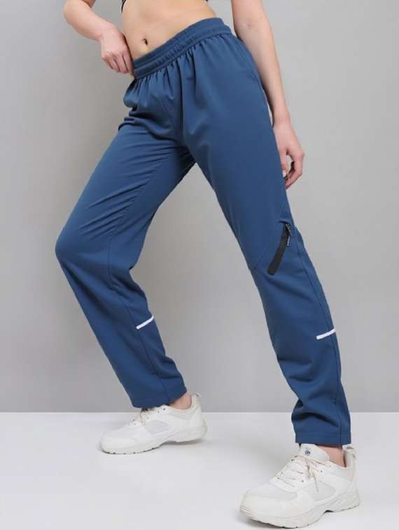 women solid mid rise parachute pants - 22035183 - Zoom Image - 0