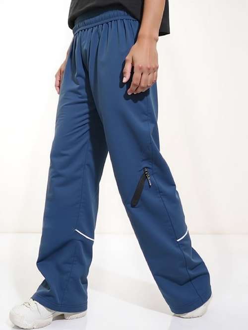 women solid mid rise parachute pants - 22035186 - Standard Image - 0
