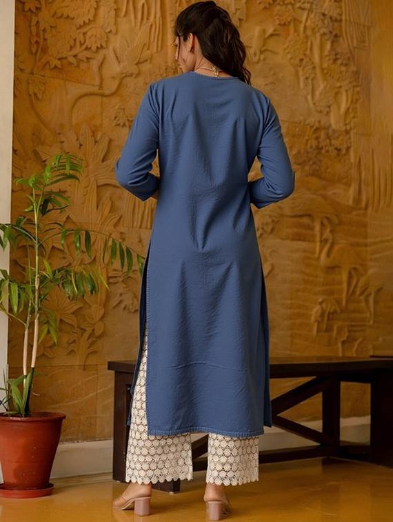 women solid three quarter sleeve straight kurta - 22035219 - Standard Image - 2