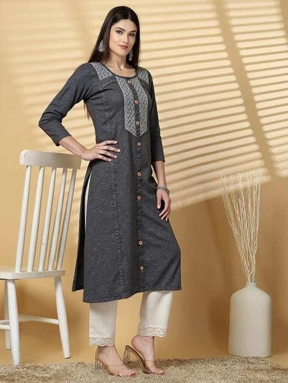 women solid three quarter sleeve straight kurta - 22035220 - Standard Image - 2