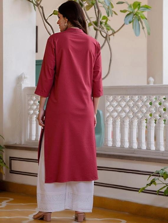 women solid mandarin neck straight kurta - 22035223 - Standard Image - 2