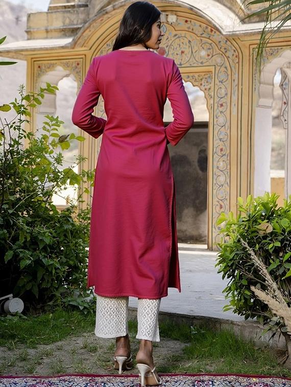 women solid three quarter sleeve straight kurta - 22035239 - Standard Image - 2