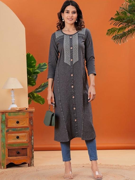 women solid three quarter sleeve straight kurta - 22035275 - Zoom Image - 0