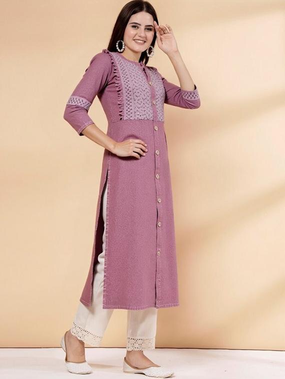 women solid three quarter sleeve straight kurta - 22035295 - Standard Image - 2
