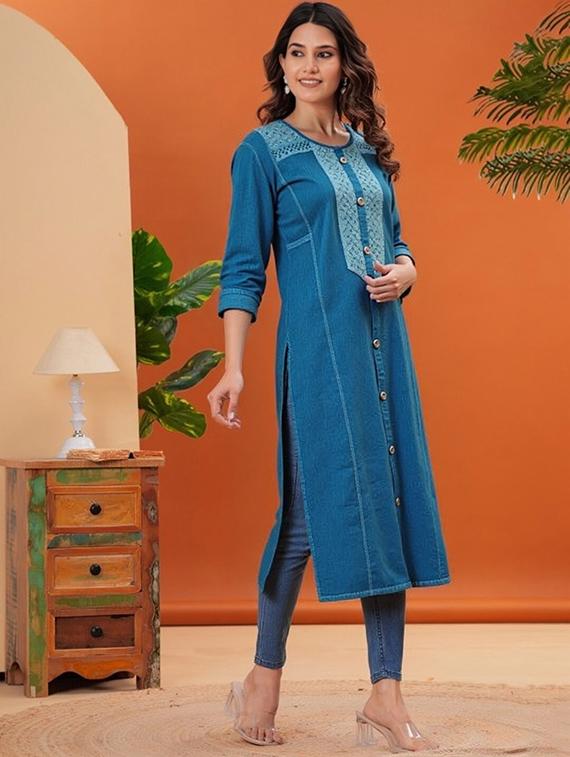 women solid three quarter sleeve straight kurta - 22035300 - Standard Image - 2
