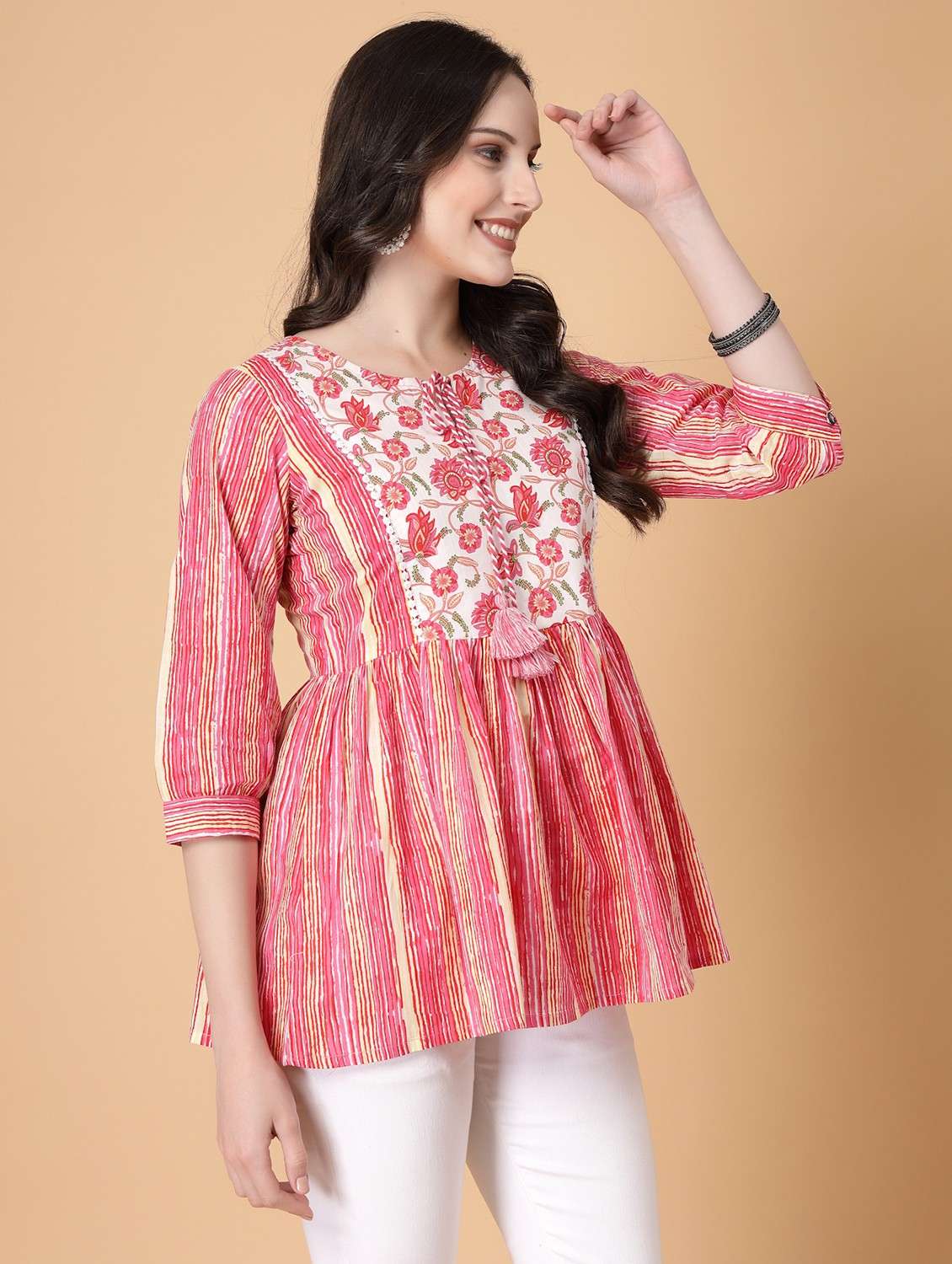 women printed three quarter sleeve flared kurti - 22035426 - Standard Image - 2